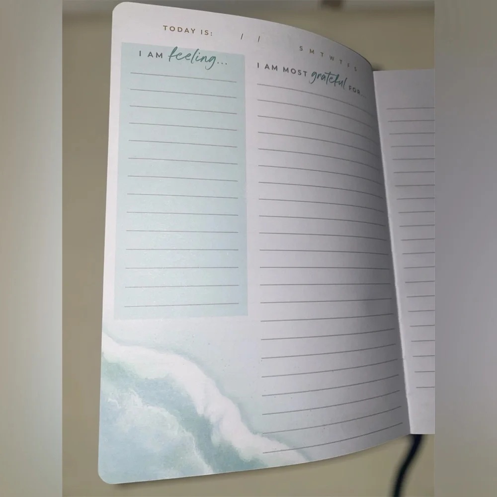 Gratitude Journal with Beach Sunset Cover || NWOT || 6x8